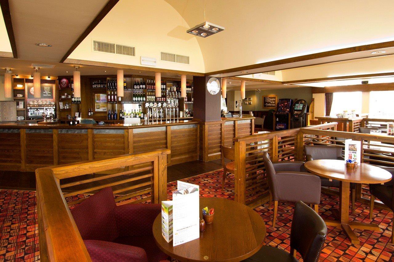 Premier Inn Premier Inn Torquay Seafront Екстериор снимка